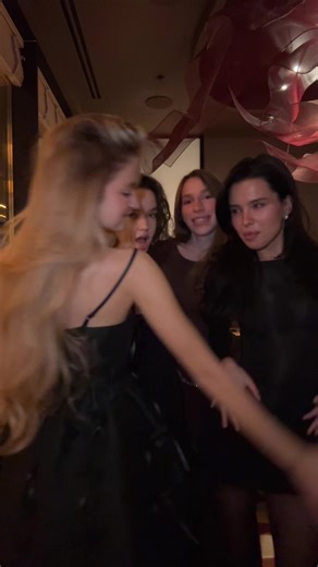 Video's van kari.renn (@kari.renn) met VALET - DeeOrSlim