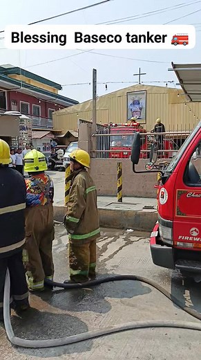 Blessing on Baseco tanker🚒 #highlightseveryonefollowers #FireAlert #follower #StarsEverywhere #everywhere #MetroManila #Baseco Thankyou; Manila parola fire volunteer | Jaren Kayee