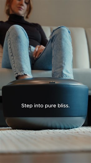 Say goodbye to tired toes, achy arches and stiff soles. Meet the Sole Mate – your ultimate relaxation companion. It’s a luxury ottoman that doubles as a foot massager for instant relief. A ten-minute massage will relax your mind, body and soles. Get ready to kick off those shoes and experience pure bliss. With the Sole Mate, every day feels like a spa retreat for your feet. Get Yours Now ⬇️ https://chillchair.com/products/sole-mate 📦 Free shipping 🗓 One-month risk-free trial 💸 Buy now pay lat