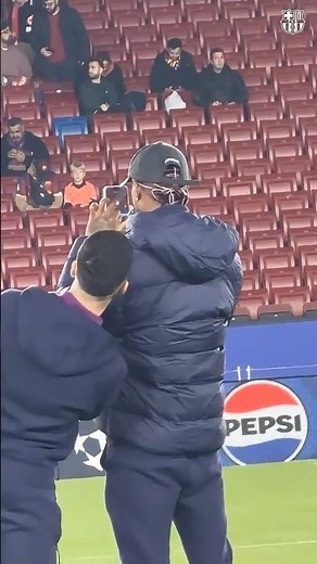 Curiosity level: Marcus Rashford 👀 #shorts #fcbarcelona #ucl