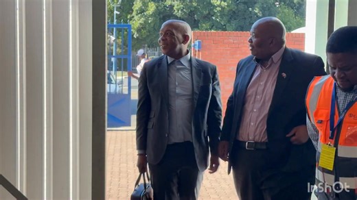 [WATCH]: This morning we are visiting the Eskom Rotek Industries (ERI) joined by Eskom Group Chief Executive Mr. Dan Marokane as part of our ongoing efforts to engage with key stakeholders at various Eskom sites. #LeaveNoOneBehind🇿🇦 | Kgosientsho Ramokgopa