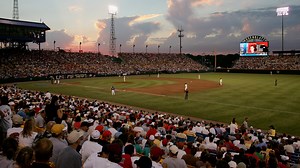 What is 2025 College World Series schedule? When NCAA baseball tournament starts, bracket, teams