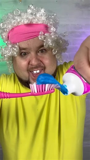 How to use toothpaste 🪥😁✨💫 #shorts