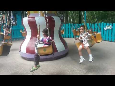 Canada's Wonderland kidsville rides Swingtime