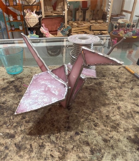 I love my stained glass origami seams! They’re so cutesy and sweet! #stainedglass #stainedglassart #papercrane #origami #glassartist