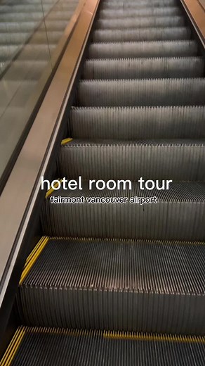 Hotel Room Tour: Fairmont Vancouver Airport