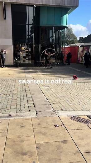Swansea Wales travel guide — Things to know about Swansea