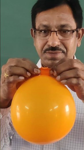 Balloon layers make high pitch sound #littlescienceexperiments #science#shorts #shortvideos