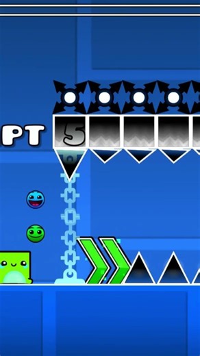 Playing my own lvl. in roblox geometry dash! (5)