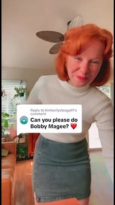 One of my favorite songs. ✌🏻 #janisjoplin #throwback #singing #coversongs #cover #classicrock #oldschool #karaoke #redhair #singersongwriter #sacramento #sacramentomusic | Sara Beth