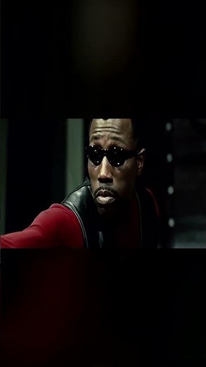 Blade vs Dracula… Yeah This Was Bound to Be Crazy #Blade #Dracula
