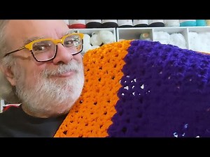 Crochet Vlogmas Day Nine | Commission Crochet