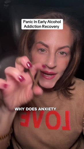 If you are in early addiction recovery and suddenly your anxiety feels louder than it ever did while using, this video is for you. This content is for people in early alcohol addiction recovery want to understand why their anxiety feels overwhelming after quitting drinking or drugs and what is actually happening in their brain and body. Early recovery anxiety does not mean you are failing. It does not mean relapse is coming. It means your nervous system and brain chemistry are recalibrating afte