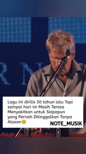 NOTE MUSIK on Instagram: "Yang membuat lagu That's Why (You Go Away) terasa begitu menyakitkan adalah kesederhanaannya. Tidak ada teriakan, tidak ada amarah.. hanya kejujuran yang tenang, tapi menyesakkan. Suara lembut Jascha Richter dan alunan melodi pelan dari piano serta gitar akustik membuat luka itu terasa nyata, seolah sedang berbicara langsung ke hati kita. Lagu ini menyentuh karena banyak dari kita pernah berada di posisi itu: ditinggalkan LU tanpa tahu alasan, tanpa penjelasan, tanpa ke