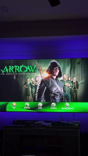 ARROW: The BEST Superhero TV Show Ever?! 🏹 Why Fans Still Call It LEGENDARY #arrow