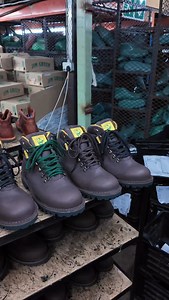 3.1K views · 1K reactions | Jim Green Brown Razorbacks and which colour lace selection樂❓ Are you going for traditional green, brown or black lace?? #myjimgreens | Jim Green Footwear | Facebook