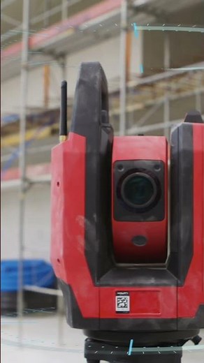 Totální stanice PLT 400