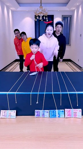 526K views · 5.3K reactions | #family #familyfunny #funny #familygames #familyfunnygames #funnyvideos #fyp #reelsviral #reels2023 #reelsvideo | Abossathome | Facebook