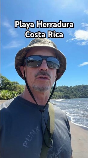 On Costa Rica’s Pacific coast is the very chill Playa Herradura. #rawtravel #playherradura #costrica