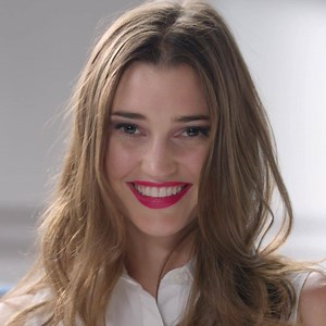 125K views · 3.2K reactions | Conoce cuales son los infaltables de la temporada y aprende cómo lograr un look tan perfecto para el día como para la noche. ¡No esperes más y dale play! ¿Te animas a probar este look? #Tutorial #MakeUp | Yanbal | Facebook