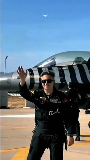 Secret Hand Signals 🇺🇸 U.S Military Personnel Use to Communicate #USMilitary #USA #HandSignals