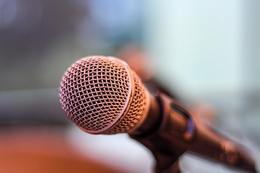 5 Famous Speeches To Help you Learn English | Oxford House Barcelona