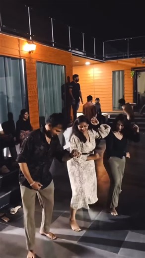 Deepthi_sunaina on Instagram: "Thankyou 2025 🥹❤️🫶 @deepthi_sunaina . . . . #deepthisunaina #memoriesforlife"