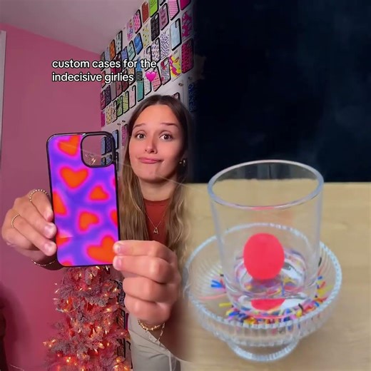 when i say endless options this is WHAT I MEANNNN😻📱❤️✨ #smallbusiness #phonecase #customized #mhm