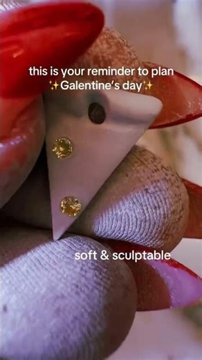 Tag ur GALENTINE’s ♥️👉 & comment ‘PIZZA’ or 🍕to get first access!! Limited edition MINI KIT!! The