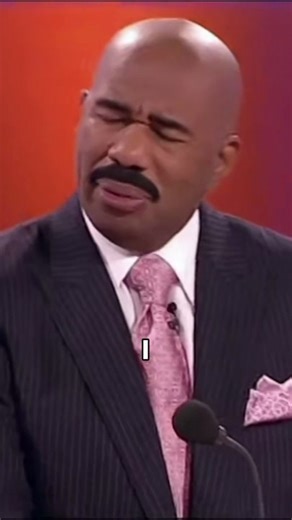 Leslie’s “Crack” Answer Brings the Game to a Halt on Family Feud