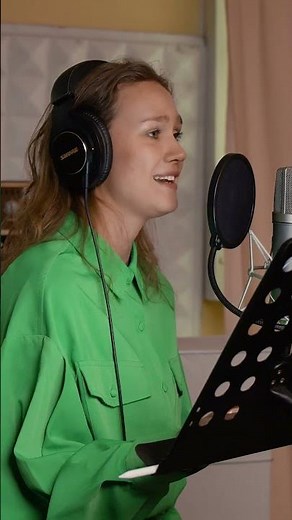 Alida Will sings "Glauben," the touching song from the musical Judith