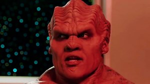 外星种族胃功能强大，仙人掌玻璃杯轻松消化，靠下蛋产生后代