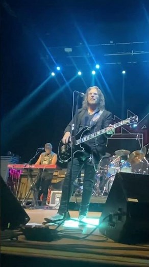 Winger: Miles Away - 7/7/23 - The Strand, Providence RI