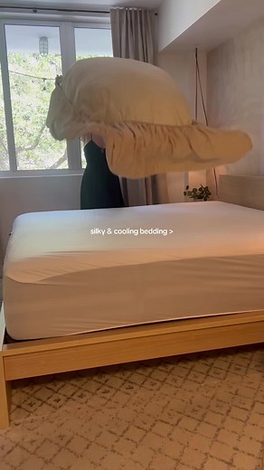 Silky & Cooling Bedding for a Luxurious Bedroom Experience