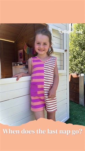 LULLABY LOLA- SLEEP CONSULTANT on Instagram: "WHEN DO THEY DROP THEIR LAST NAP? 🤔 . . . 🛏️ The last nap going can vary for each little one. Typically you see the day nap dwindling around 2.5 years of age and usually gone between 3-3.5 years of age, give or take. When they drop their nap they do generally need an early bedtime while they adjust to the big awake windows. 📖📺 Also allow a good hour in the middle of their day to relax and for their bodies to rest, this is important. When did your