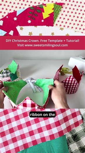 Make these cute patchwork Christmas crowns! Free template and tutorial on YouTube 👑🎄