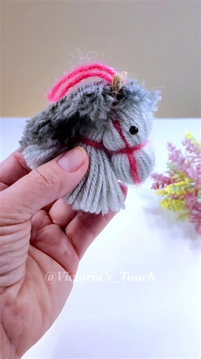 DIY Yarn Horse 🐎 Cute Handmade Keychain#diy #yarncraft #handmade #cute