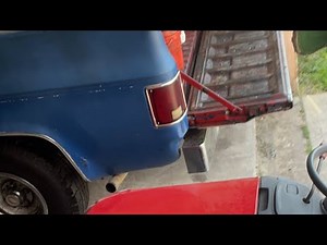 Replacing factory lawn mower plastic seat with metal back seat on craftsman riding mower