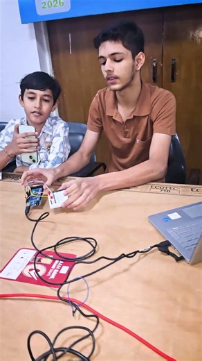 Aarav & Divanshu Create LED Wave Pattern Using Arduino | Wonders of Electronics | Summer Vacation