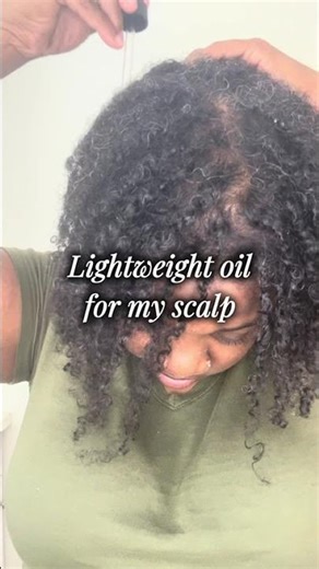 Easy starter loc moisture routine #starterlocs #locmaintenance #locjourney
