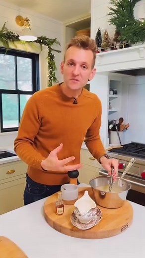 1.4M views · 22K reactions | You don’t have to have pan drippings from a turkey to make the best gravy. Recipe in the comments! | Wyse Guide | Facebook