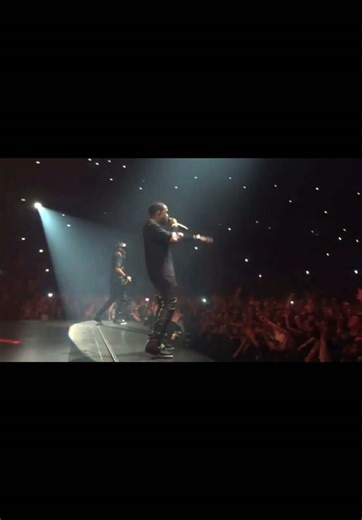 Experience Kanye West's Live Concert Performance