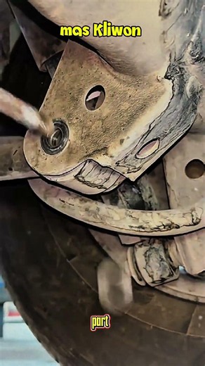 Replacing a Damaged Car Suspension Control Arm#shorts #automotive #mechanic #satisfying #repair #diy