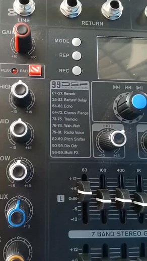 #SM_SOUND_8ឆានេល_មានអាំភ្លីក្នុង_800w អាចប្រេីជាមួយ មេក្រូក៏បាន បាសក៏បាន😱 👉 តំលៃ100ជាងទេបងប្អូន ចង់បានខលមក😊 🏠-ទីតាំង ផ្សាក្រាំងយ៉ូវ ស្រុកស្អាង ខេត្តកណ្ដាល ☎️-0977134440/081545431 | ជាងភ័ក្រ្ដ ជួសជុល