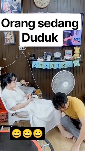 orang sedang duduk #couple #funny #comedy #lucu #komedi