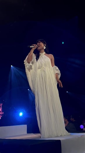 4.3K views · 88 reactions | 台北小巨蛋倒數1天⏳ 《離家出走》 她勇敢踏出舒適圈，決定為自己的夢想拼搏一把，毅然決然離開家鄉，在陌生的城市唱歌給大家聽。 演出時間 11/15 19:00｜11/16 17:00 #丁噹 #夜遊小巨蛋夜未眠 | Della丁噹台灣後援會 | Facebook