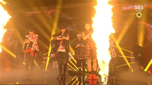 【60帧舞台】B.A.P - Badman 130901 @ 人气歌谣