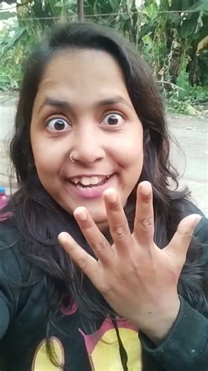 FOOD ASMR Eating a gummy hands and other snacks #asmr #mukbang #shorts