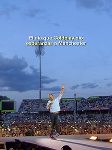 #UnDiaComoHoy hace 6 años Coldplay daba esperanzas a Manchester. Esto pasó en One Love Manchester un concierto benéfico organizado por Ariana Grande, con el fin de recaudar fondos para los familiares de las víctimas del Atentado de Mánchester el 2017, el cual dejó 22 muertos, la mayoría jóvenes, y 116 heridos. 🥺 | T H E / S C I E N T I S T