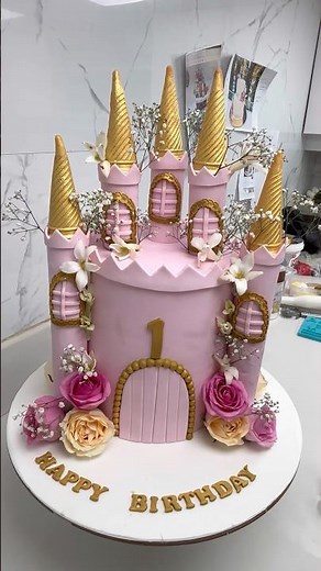 Beautiful Castle fondant cake decorating ideas #viral #trending #shorts #castle #ytshorts #cake